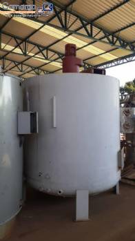 Jacketed tank for 1,500 L