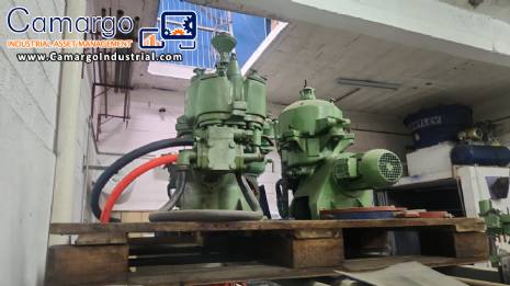 Westfalia 1,000 liters/hour centrifuge separator for oil purification