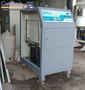 Refrisat chilled water unit chiller