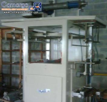 Machine for filling sachet S�o Caetano