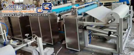 Non-woven rewinding machine for wet and dry wipes in rolls