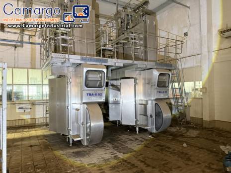 Tetra Pak TBA 8 aseptic filling machine for Tetra Brik carton packaging.