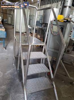 Stainless steel platform ladder