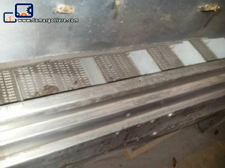 Stainless steel conveyor belts