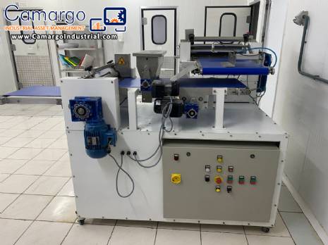 Pizza dough sheeter, Leader 400 kg, up to 400 kg per hour.