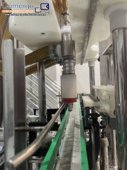 Linear automatic filling machine in stainless steel with 4 UNITI spouts