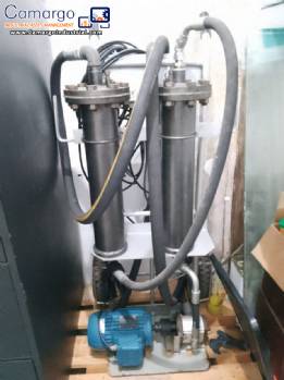 High-flow filter pump for filtration and pumping of liquids.