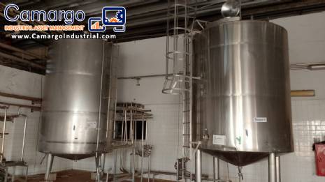 15,000 liter stainless steel insulated mixing tank