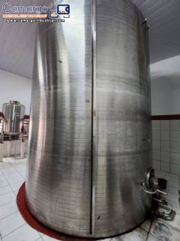 40,000 liter stainless steel tank