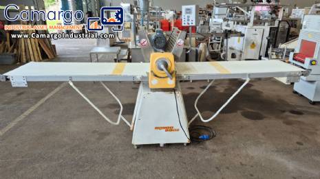 Rondo Doge 600 mm dough sheeter for puff pastry and croissants.