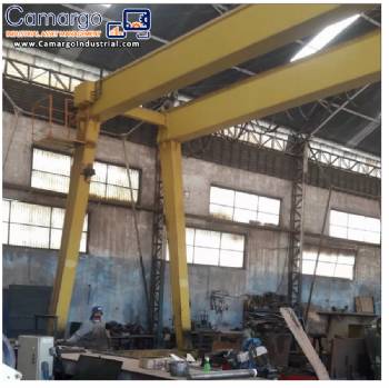 Gantry crane for 20 tons