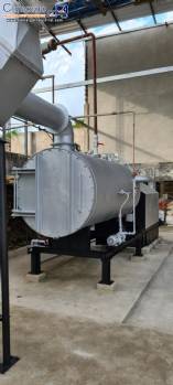 Industrial boiler to generate steam
