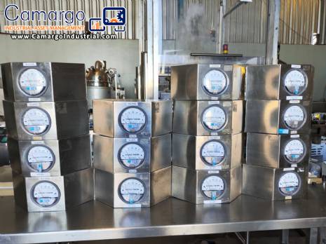Dwyer Instruments Magnehelic Analog Differential Pressure Gauge