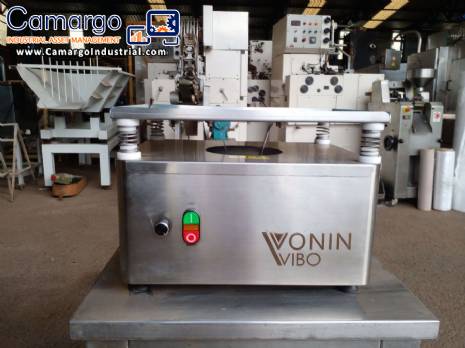 Vonin vibrating table