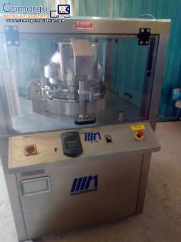 Rotary tablet compressor Neuberger