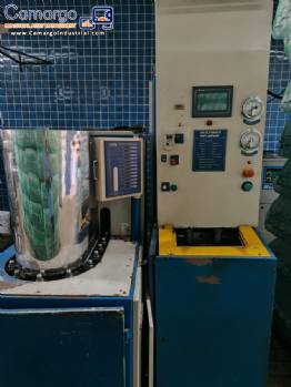 Multipet double-cavity PET bottle blow molding machine