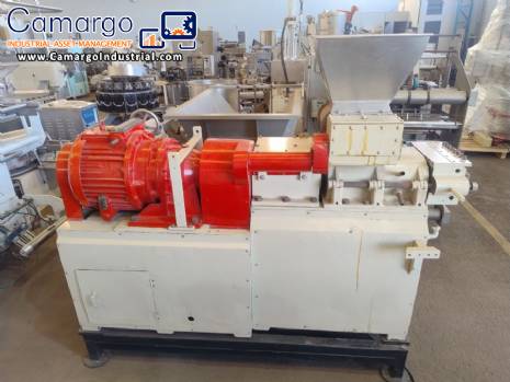 Extruder for chewing candies and chewing gum Gum Making Machine 1200 kg