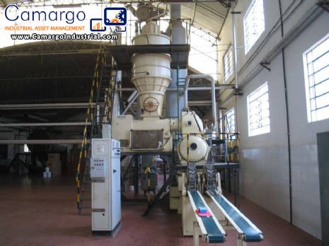 Complete structure of the triplex extruder 3,000 kg/h Mazbra Mazzoni Group