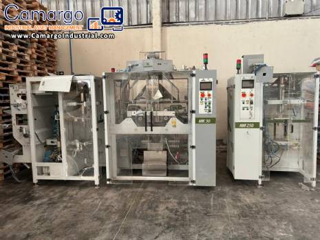 Indumak MM 250 packaging machine and MK 30 baler