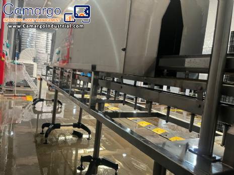 Drying tunnel for bottles, jars, pots, and containers with Pamet heating elements.