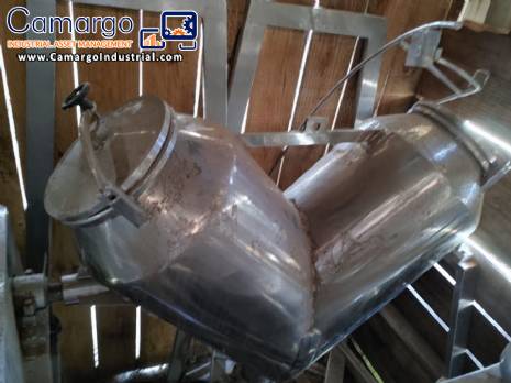 500L Lawes V-blender 500L Lawes V-blender