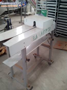 Sealing machine Sealing machine